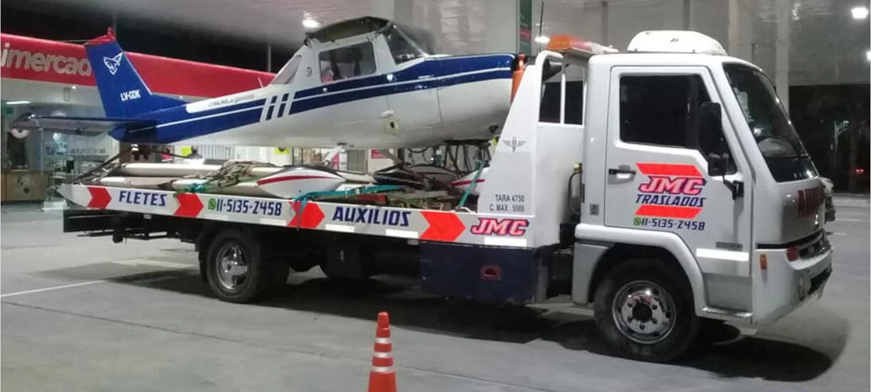 Traslado de aeronaves. CABA. AMBA