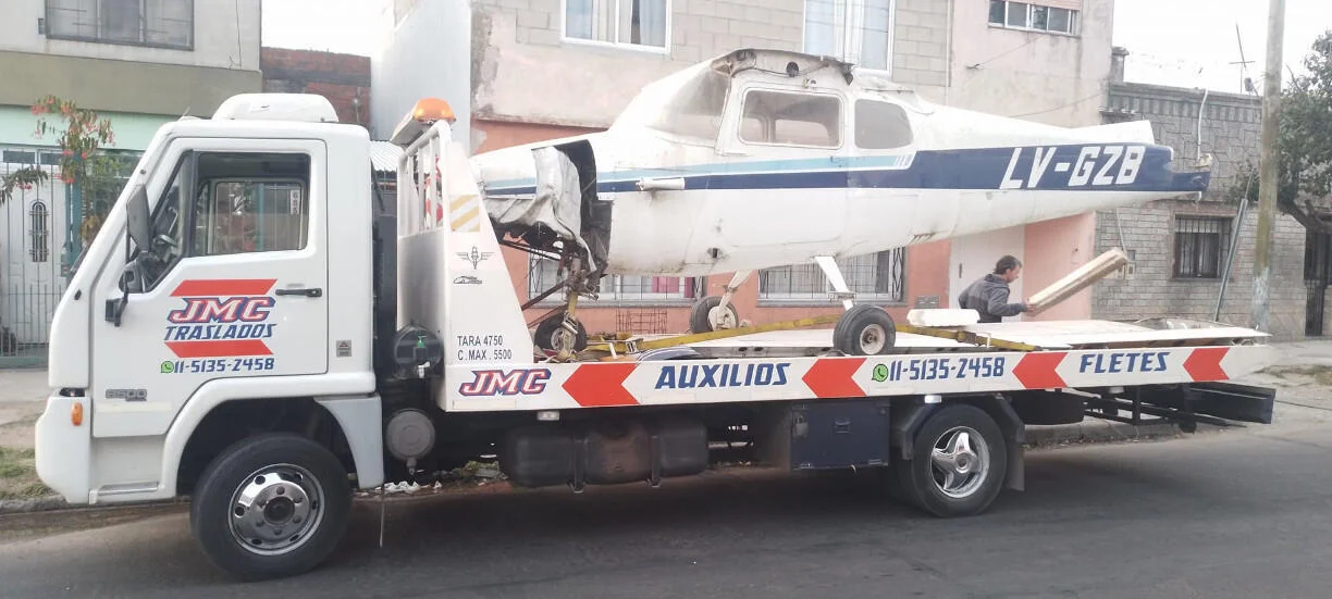Traslado de aeronaves. CABA. AMBA