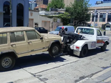 Remolque de auto en Quilmes - JMC Traslados